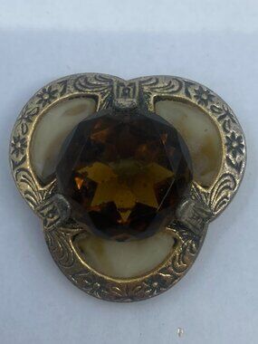 VINTAGE MIRACLE SCOTTISH FAUX AGATE CELTIC  BROOCH
